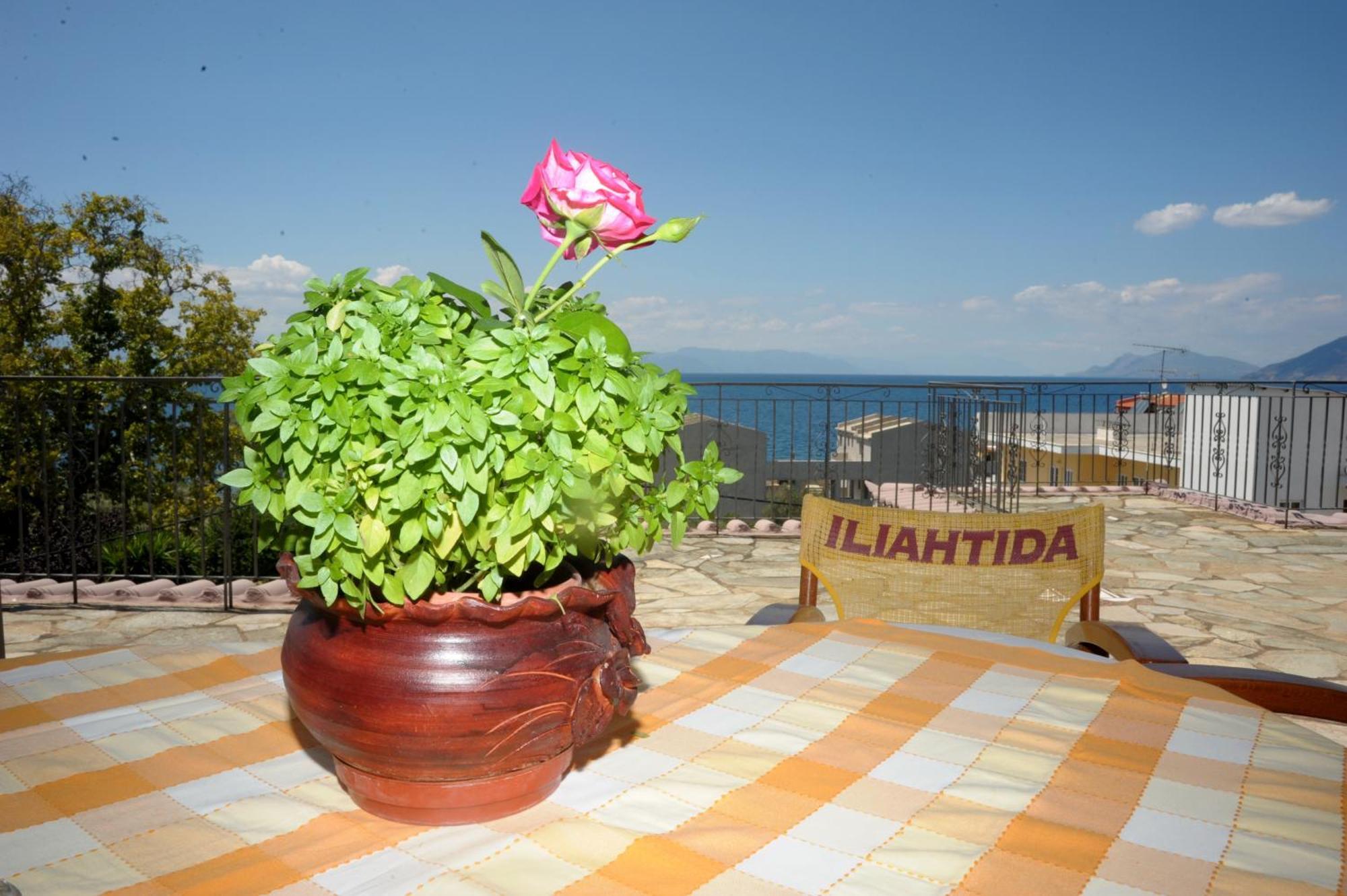 Iliahtida Apartments Rovies Habitación foto